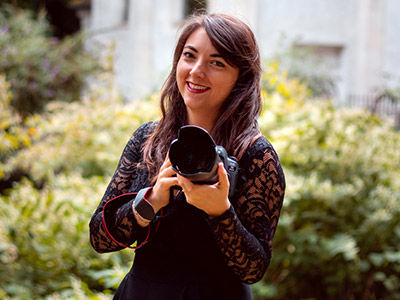 Portrait d'un artisan photographe : Lauriane Lespinasse Photographe
