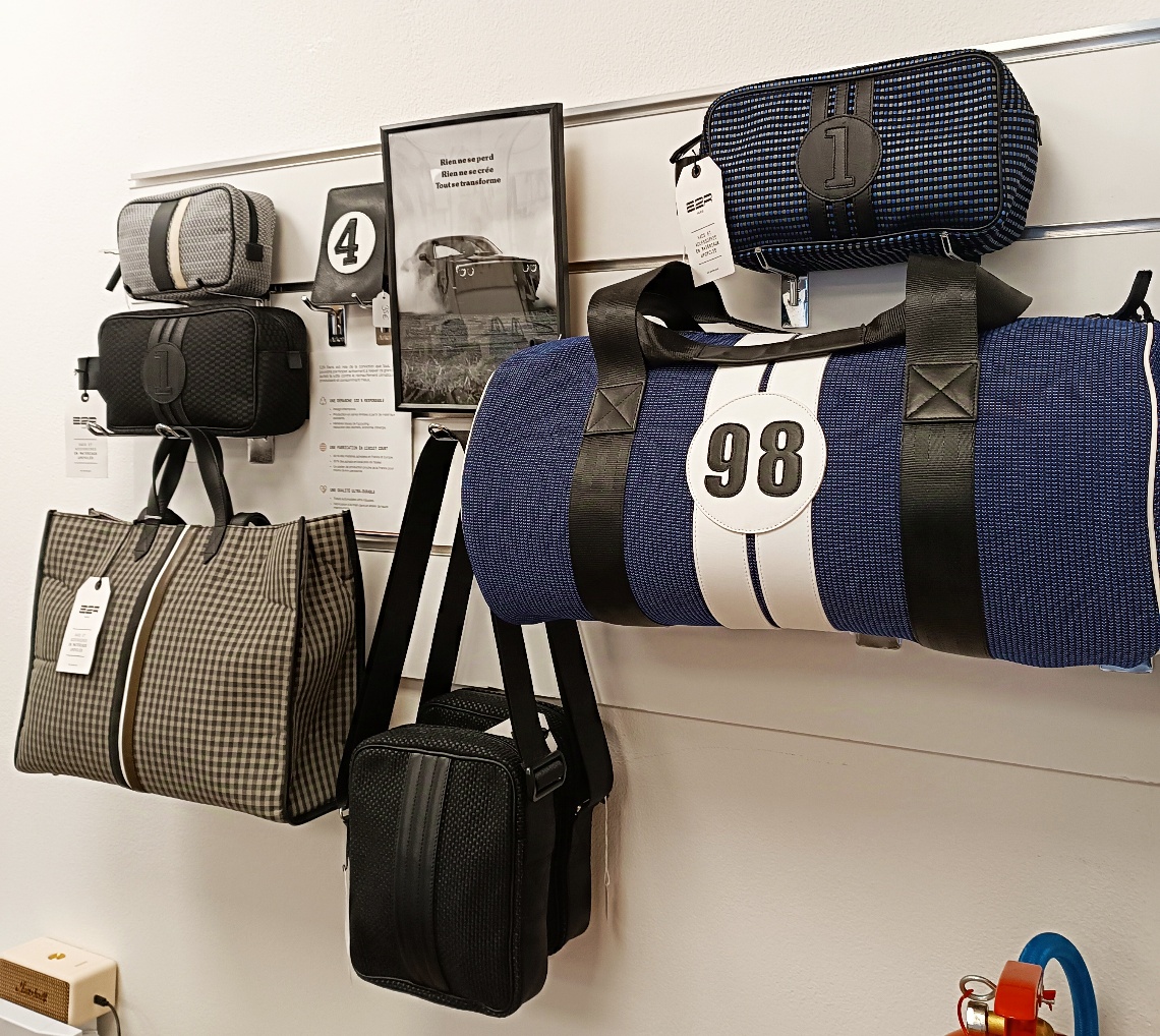 Sacs &agrave; main &agrave; Voiron, D'Hier &agrave; Deux Mains Maroquinerie - image 3