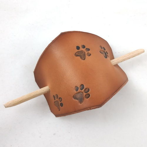 Barrette à cheveux en cuir motif pattes de chat