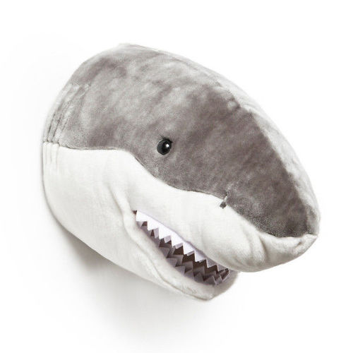 Troph&eacute;e Peluche Requin Jack Bibib & Co
