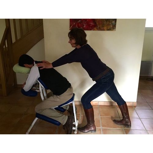 Massage bien-être habillé dos, nuque, épaules, bras (amma assis) - 30 min