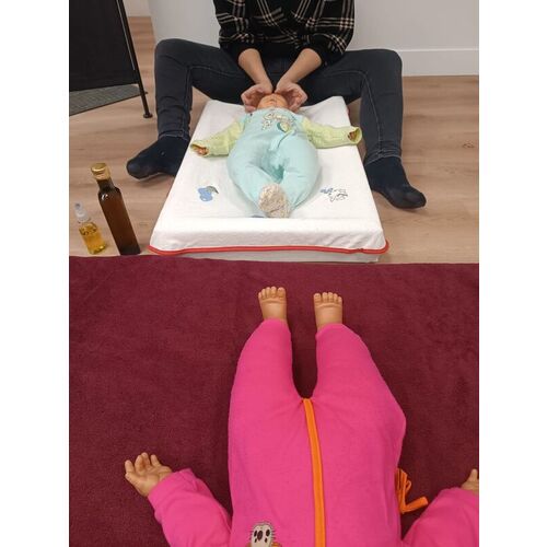 Cours de massages b&eacute;b&eacute;